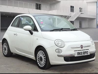 Used Fiat 500 Lounge 85 HP (62 kW) 2011 White Hatchback
