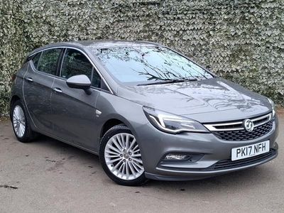 Used Vauxhall Astra Elite 150 HP (110 kW) 2017 Grey Hatchback