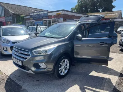 Used Ford Kuga Titanium 120 HP (88 kW) 2017 Grey SUV