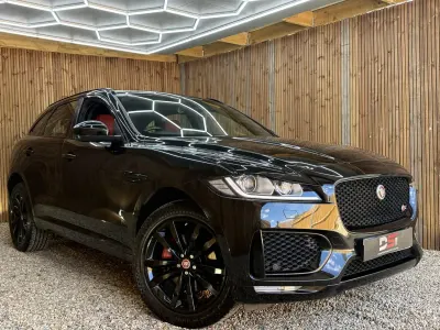 Używany Jaguar F-Pace S 300 KM (220 kW) 2017 Czarny SUV