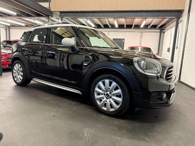 Black Used 2018 Mini Cooper Hatchback | £13,495 (Expensive)