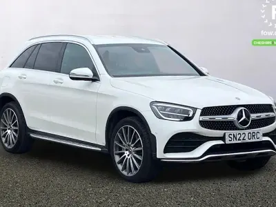 Usado Mercedes GLC300 AMG Line Premium 245 CV (180 kW) 2022 Blanco Familiar