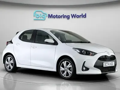 Used Toyota Yaris Hybrid 116 HP (85 kW) 2025 White Hatchback
