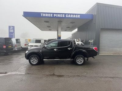 Used Mitsubishi L200 134 HP (98 kW) 2010 Black Pickup