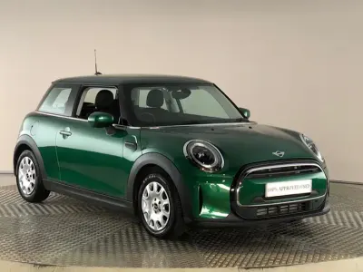 Used Mini ONE Classic 101 HP (74 kW) 2022 Green Hatchback