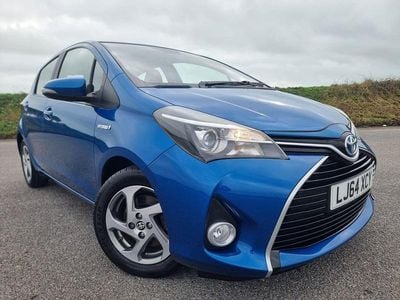 Used Toyota Yaris Hybrid 2014 Blue Hatchback