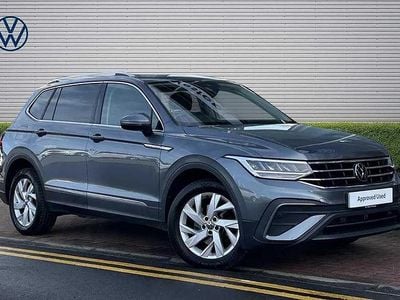 Used VW Tiguan Allspace Life 147 HP (108 kW) 2024 Grey SUV