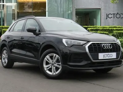 Begagnad Audi Q3 Design 241 HK (177 kW) 2023 Svart SUV
