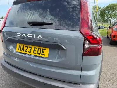 Used Dacia Jogger Extreme 110 HP (80 kW) 2023 Grey MPV