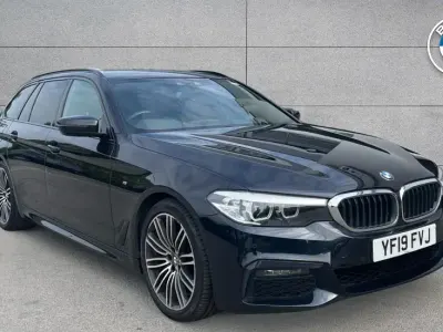 Begagnad BMW 520 M Sport 187 HK (137 kW) 2019 Svart Kombi