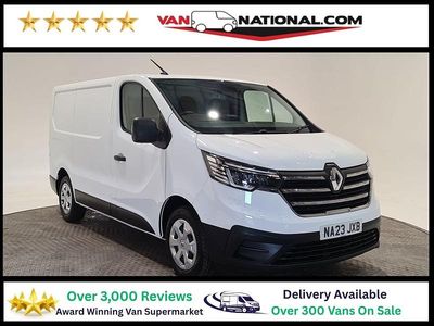 White Used 2023 Renault Trafic Business MPV | £14,290 (Fair price)