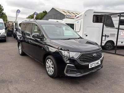 Black Used 2022 Ford Tourneo Connect Titanium MPV | £15,500 (Good price)