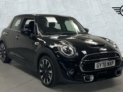 Used Mini Cooper S Exclusive 192 HP (141 kW) 2020 Black Hatchback