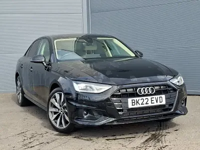 Używany Audi A4 Sport 150 KM (110 kW) 2022 Czarny Sedan/Limuzyna