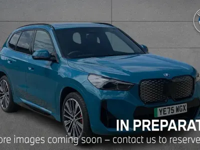 Begagnad BMW iX1 M Sport 150 kW (204 HK) 2025 SUV