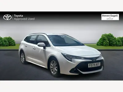 Used Toyota Corolla 2024 White Estate