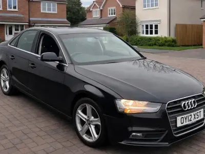 Begagnad Audi A4 Comfort 143 HK (105 kW) 2012 Svart Sedan