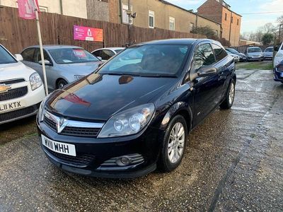 Black Used 2011 Vauxhall Astra SRi Hatchback | £1,695 (Fair price)