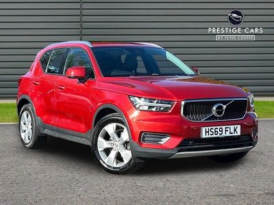 Used Volvo XC40 Momentum 161 HP (118 kW) 2020 Red SUV