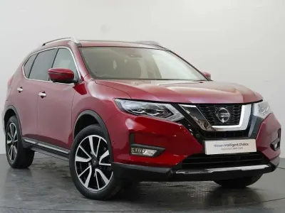 Used Nissan X-Trail Tekna 150 HP (110 kW) 2019 Red SUV