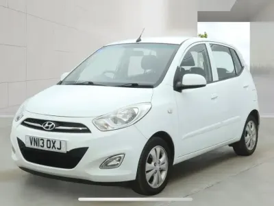 Used Hyundai i10 Active 83 HP (61 kW) 2013 White Hatchback