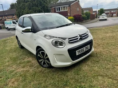 Begagnad Citroën C1 Flair 82 HK (60 kW) 2016 Vit Halvkombi