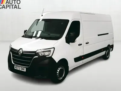 Used Renault Master Business 135 HP (99 kW) 2022 White MPV