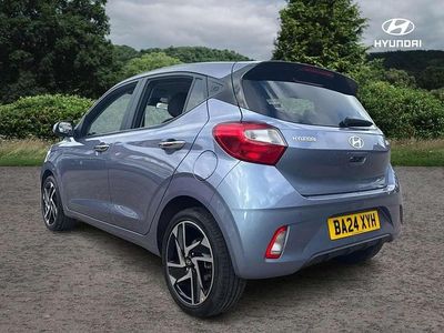 Used Hyundai i10 Premium 83 HP (61 kW) 2024 Blue Hatchback
