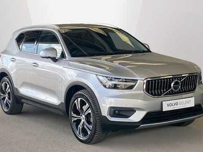 Usado Volvo XC40 Inscription 188 HP (138 kW) 2019 Prateado SUV