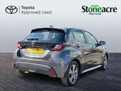 Used Toyota Yaris Hybrid 113 HP (83 kW) 2024 Grey Hatchback