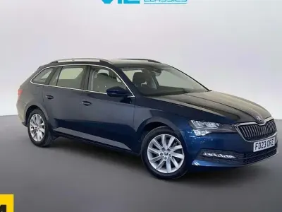 Used Skoda Superb SE 150 HP (110 kW) 2022 Blue Estate
