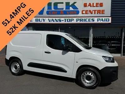 Used Citroën Berlingo 75 HP (55 kW) 2020 White MPV
