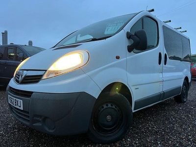 Used Vauxhall Vivaro 90 HP (66 kW) 2012 White MPV