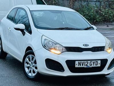 Used Kia Rio 2012 White Hatchback