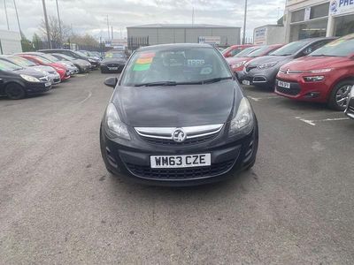 Second-hand Vauxhall Corsa 2013 Negru Hatchback