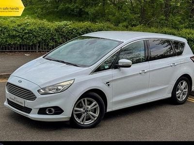 Used Ford S-MAX Titanium 150 HP (110 kW) 2016 White MPV