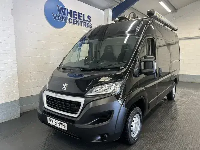 Second-hand Peugeot Boxer 130 CP (95 kW) 2019 Negru Van