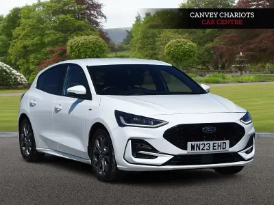 Used Ford Focus ST-Line 153 HP (112 kW) 2023 White Hatchback