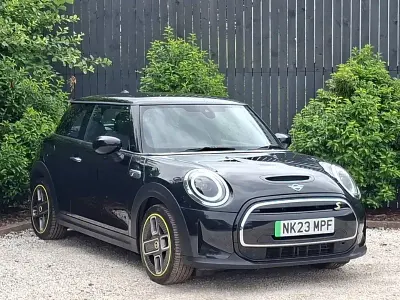 Used Mini Cooper S Level 2 135 kW (184 HP) 2023 Black Hatchback