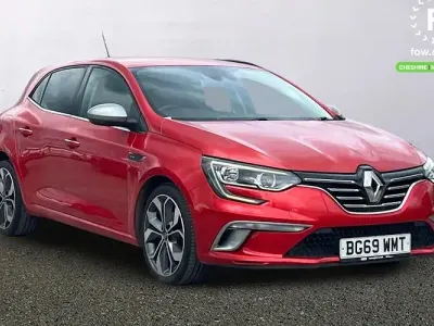 Used Renault Mégane GT Line GT-Line 140 HP (102 kW) 2019 Red Hatchback