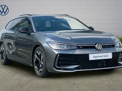 Used VW Passat R-line 150 HP (110 kW) 2026 Grey Estate