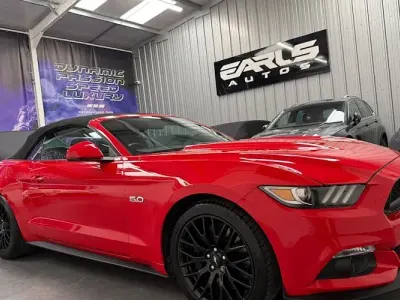 Used Ford Mustang GT Convertible 416 HP (305 kW) 2016 Red Cabriolet