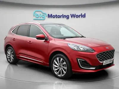 Used Ford Kuga Vignale 225 HP (165 kW) 2023 Red SUV