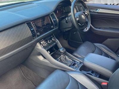 Used Skoda Kodiaq SE L Executive 150 HP (110 kW) 2023 Petrol blue metallic SUV