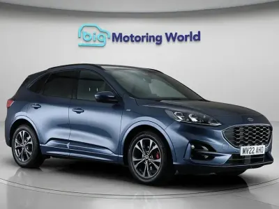Gebraucht Ford Kuga ST-Line 120 PS (88 kW) 2022 Blau SUV