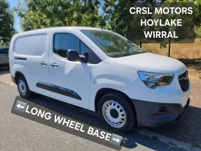 Used Vauxhall Combo 100 HP (73 kW) 2021 White MPV