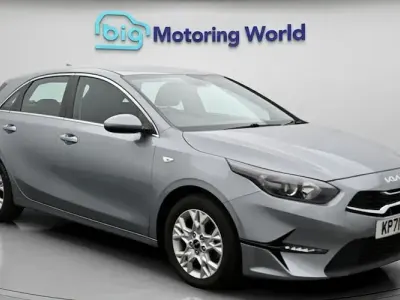 Used Kia Ceed 120 HP (88 kW) 2021 Silver Hatchback