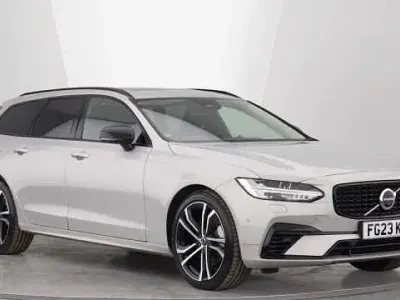 Usado Volvo V90 Ultimate 350 HP (257 kW) 2023 Prateado Carrinha