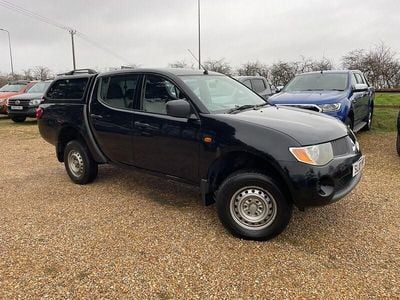 Used Mitsubishi L200 134 HP (98 kW) 2010 Black Pickup