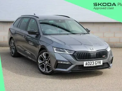 Used Skoda Octavia vRS 245 HP (180 kW) 2023 Grey Estate